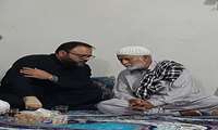 حضور مدیرعامل شرکت شهرک های صنعتی سیستان و بلوچستان در منزل کارگر شهید عرفان جماعت بلوچ